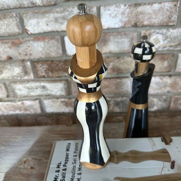 New Hand Painted Salt&Pepper Grinders - Picture 5 of 7